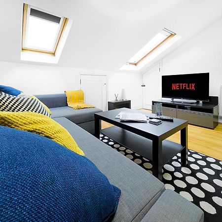 Charming London Home, Opp Arnos Grove Underground Station, Parking New Southgate エクステリア 写真