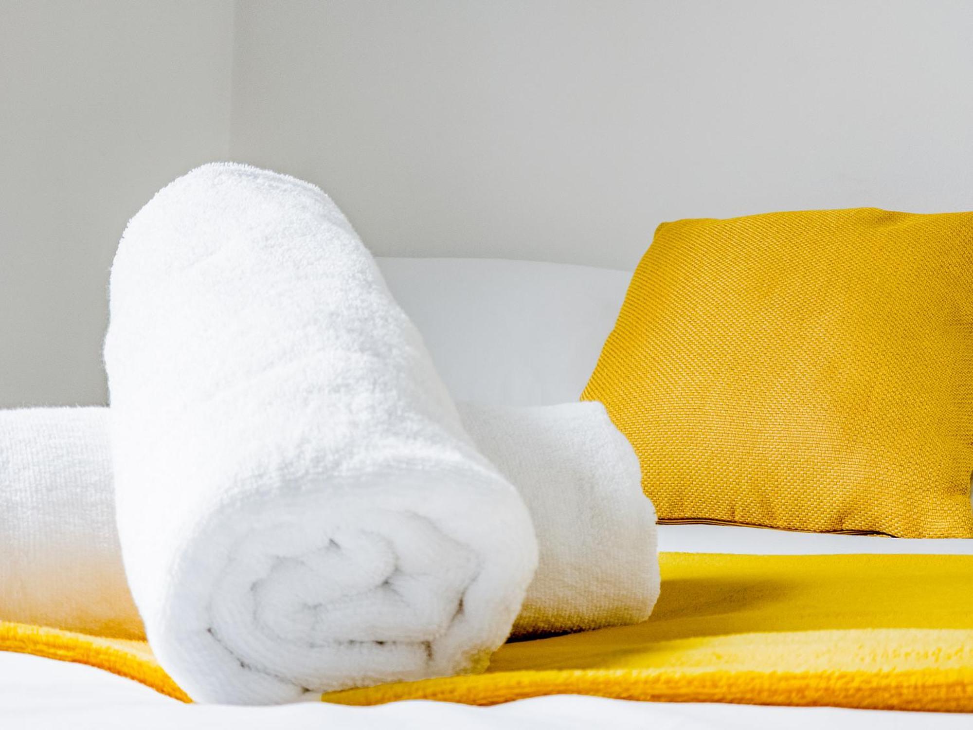 Charming London Home, Opp Arnos Grove Underground Station, Parking New Southgate エクステリア 写真