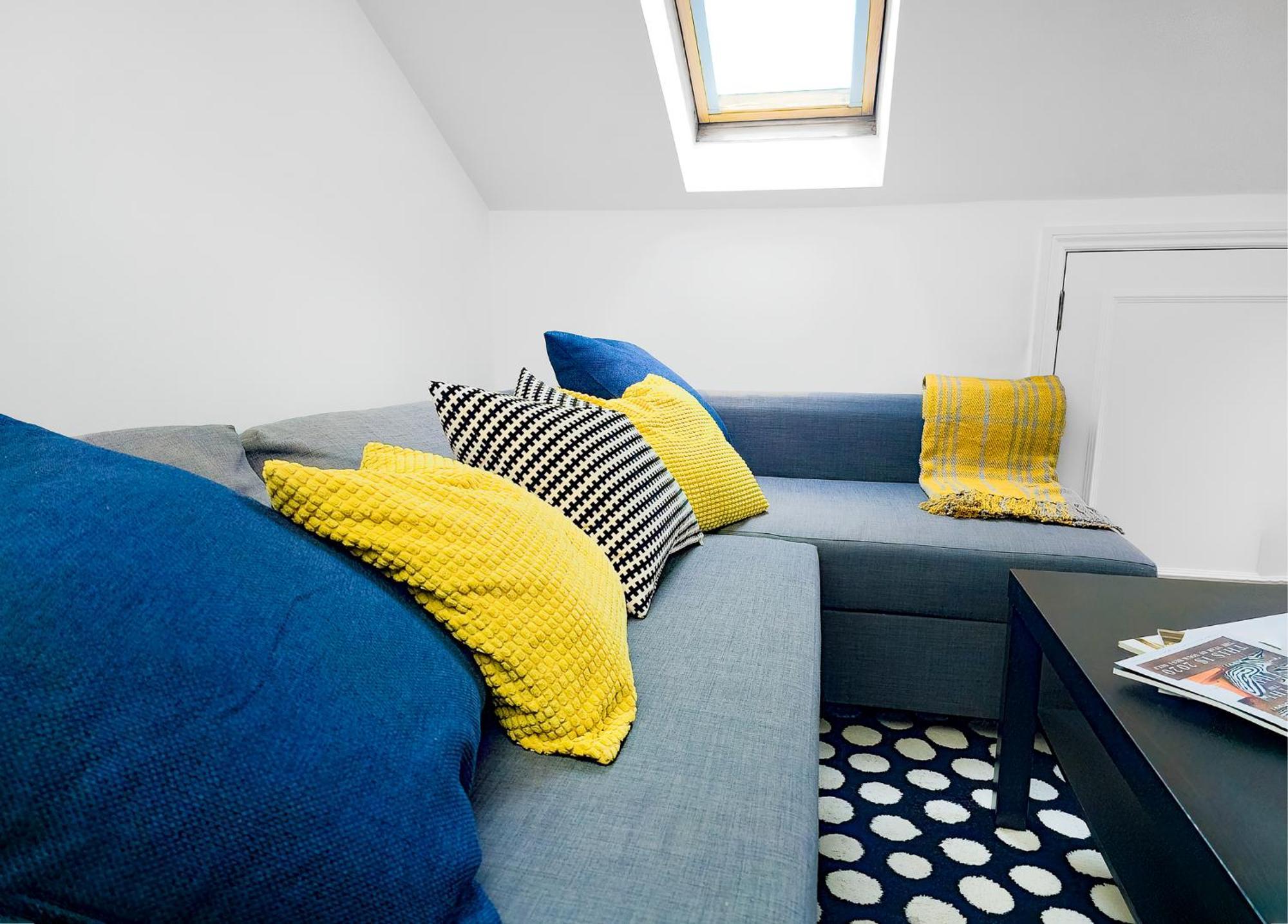 Charming London Home, Opp Arnos Grove Underground Station, Parking New Southgate エクステリア 写真